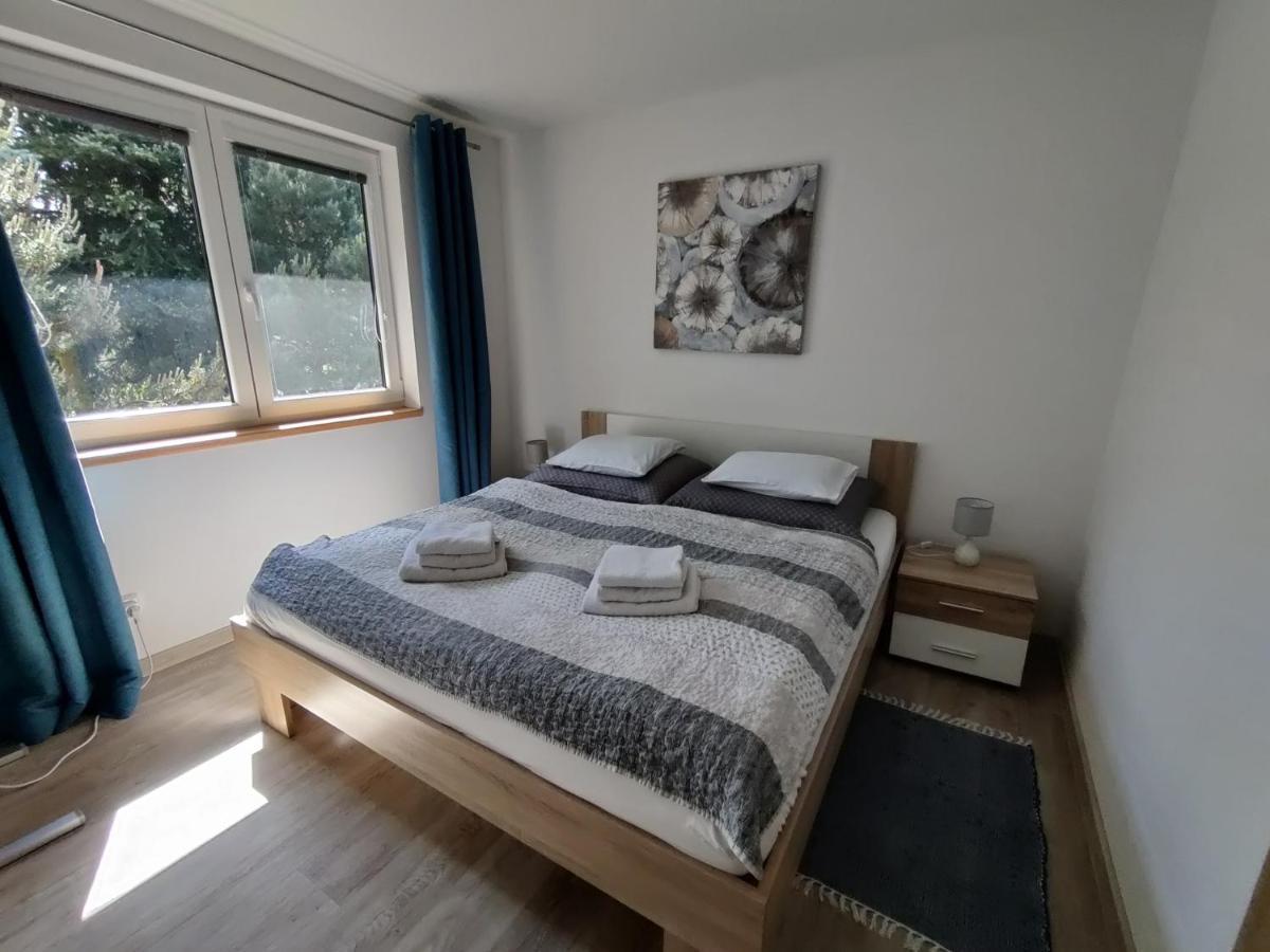Apartman Pod Lipou - Samostatny Objekt Jaroměř المظهر الخارجي الصورة