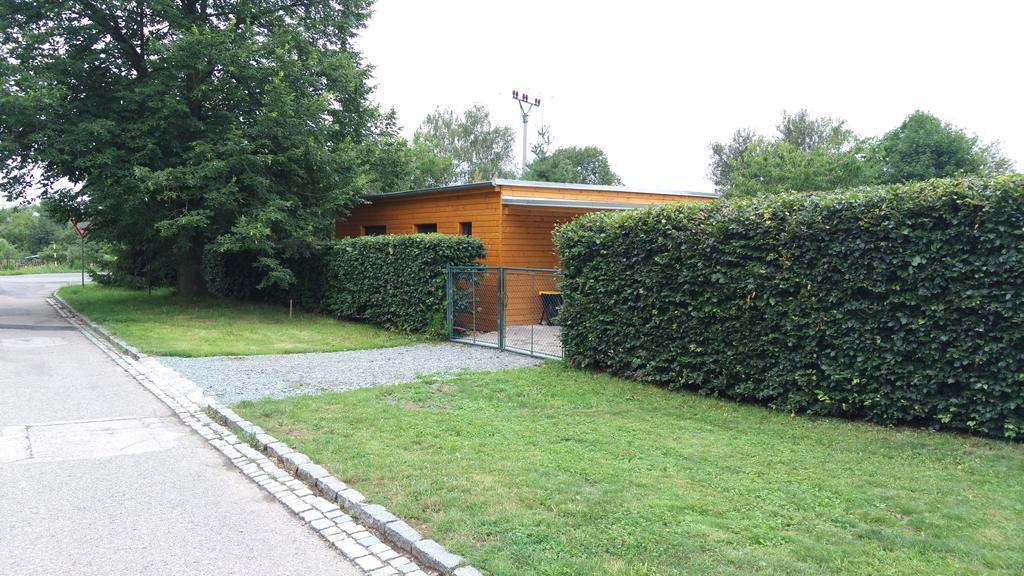 Apartman Pod Lipou - Samostatny Objekt Jaroměř المظهر الخارجي الصورة